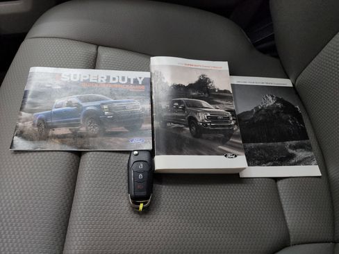 Used 2022 Ford F250 XL w/ STX Appearance Package image 50