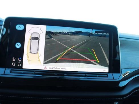 Used 2024 Volkswagen Atlas SE image 30