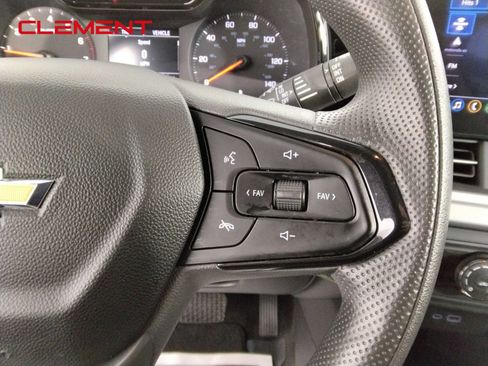 Used 2024 Chevrolet Trax LS FWD image 13