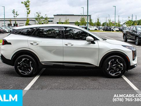 Used 2026 Kia Sportage S AWD/4WD image 8