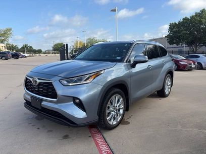 Used 2023 Toyota Highlander Limited