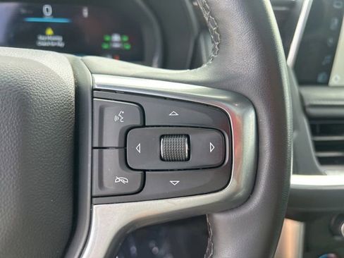 Used 2023 Chevrolet Suburban Z71 w/ Luxury Package image 20