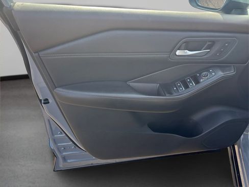 Used 2023 Nissan Rogue SL w/ SL Premium Package image 26