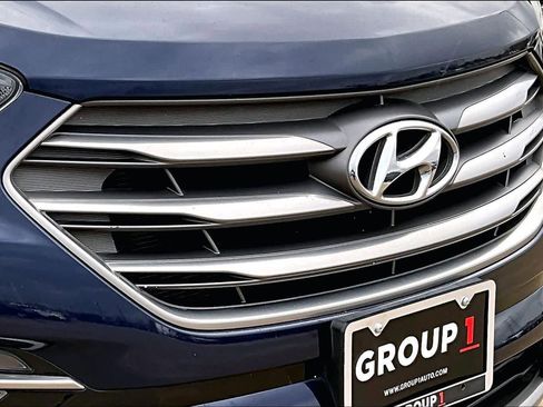Used 2017 Hyundai Santa Fe Sport image 28