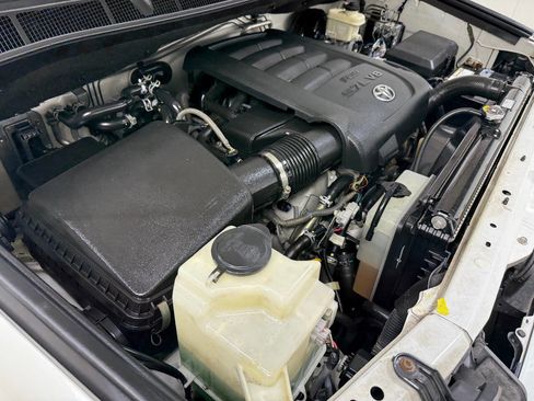 Used 2011 Toyota Sequoia Platinum image 74