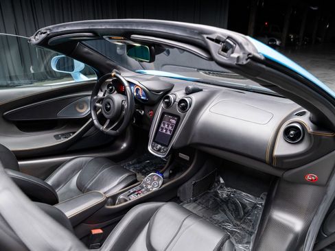 Used 2020 McLaren 600LT Spider image 72