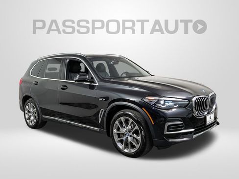 Certified 2023 BMW X5 xDrive45e w/ Parking Assistance Package image 9