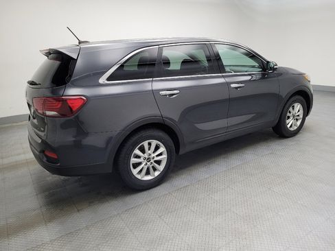 Used 2019 Kia Sorento LX image 10