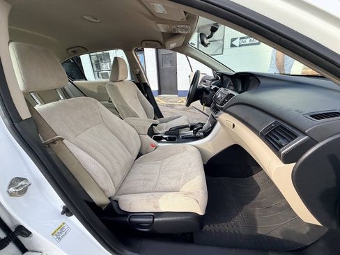 Used 2013 Honda Accord LX image 64