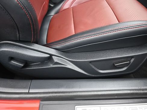 Used 2025 Ford Mustang GT Premium RWD image 37