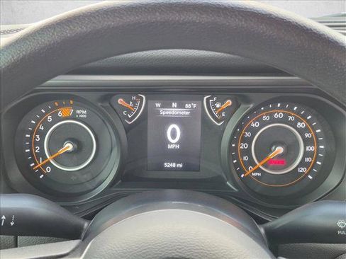 Used 2025 Jeep Wrangler Sport AWD/4WD image 10