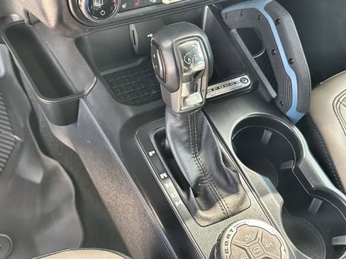 Used 2024 Ford Bronco Wildtrak AWD/4WD image 15