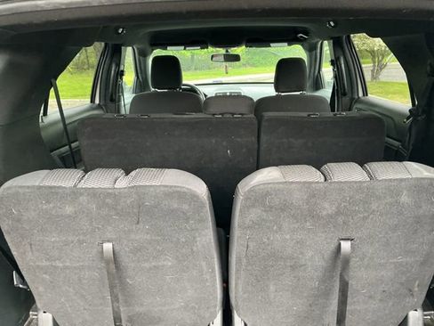 Used 2018 Ford Explorer XLT w/ Equipment Group 201A AWD/4WD image 22