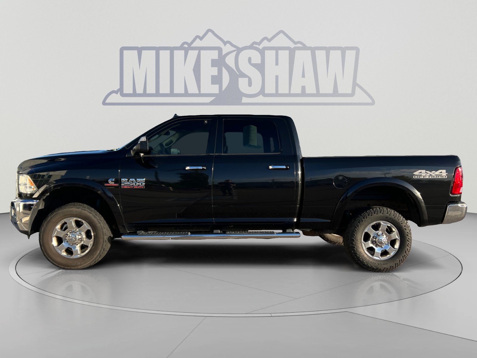 Used 2017 RAM 2500 SLT AWD/4WD image 2