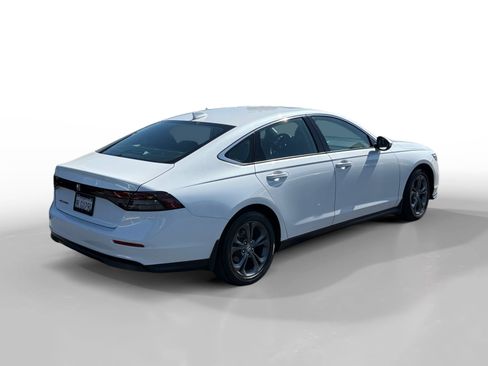 Used 2024 Honda Accord EX image 5