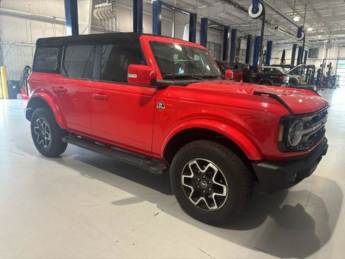 Certified 2023 Ford Bronco Outer Banks AWD/4WD image 3