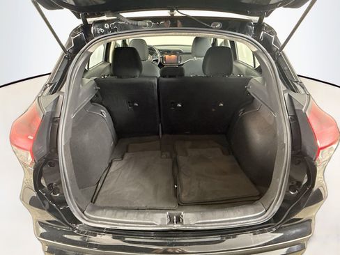 Used 2021 Nissan Kicks SV image 35