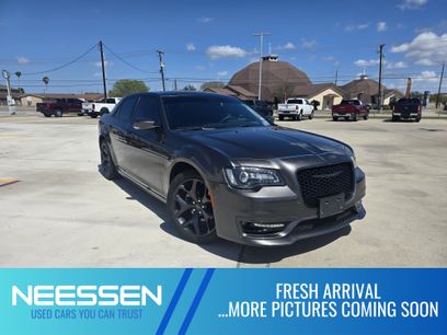 Used 2022 Chrysler 300 Touring L
