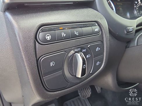 Used 2021 INFINITI QX50 Sensory w/ Cargo Package image 11