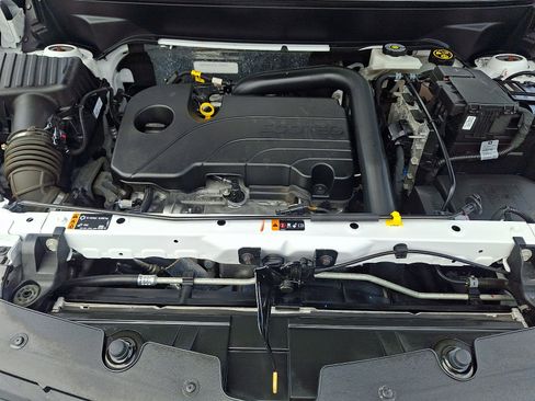 Certified 2024 Chevrolet Equinox LS FWD image 26