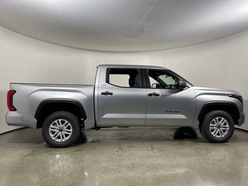 New 2026 Toyota Tundra SR5 image 2