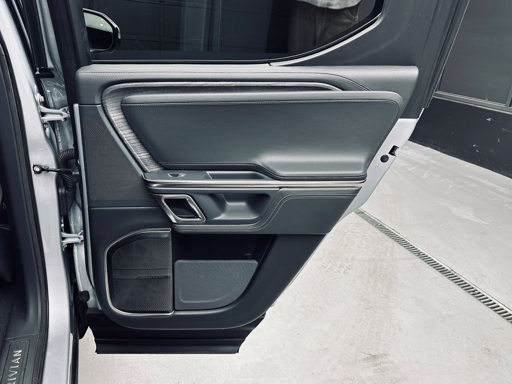 Used 2022 Rivian R1T Adventure AWD/4WD image 29