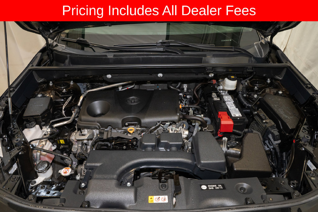 Used 2024 Toyota RAV4 Adventure AWD/4WD image 18