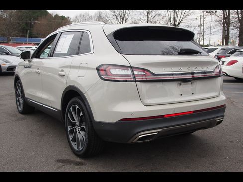 Used 2021 Lincoln Nautilus Reserve w/ Equipment Group 201A image 3