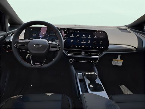 New 2025 Chevrolet Equinox EV RS image 11