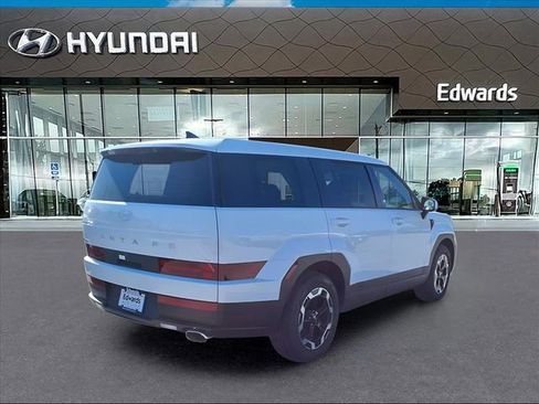 New 2026 Hyundai Santa Fe SE image 7