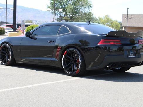 Used 2014 Chevrolet Camaro SS w/ SS Performance Package RWD image 14