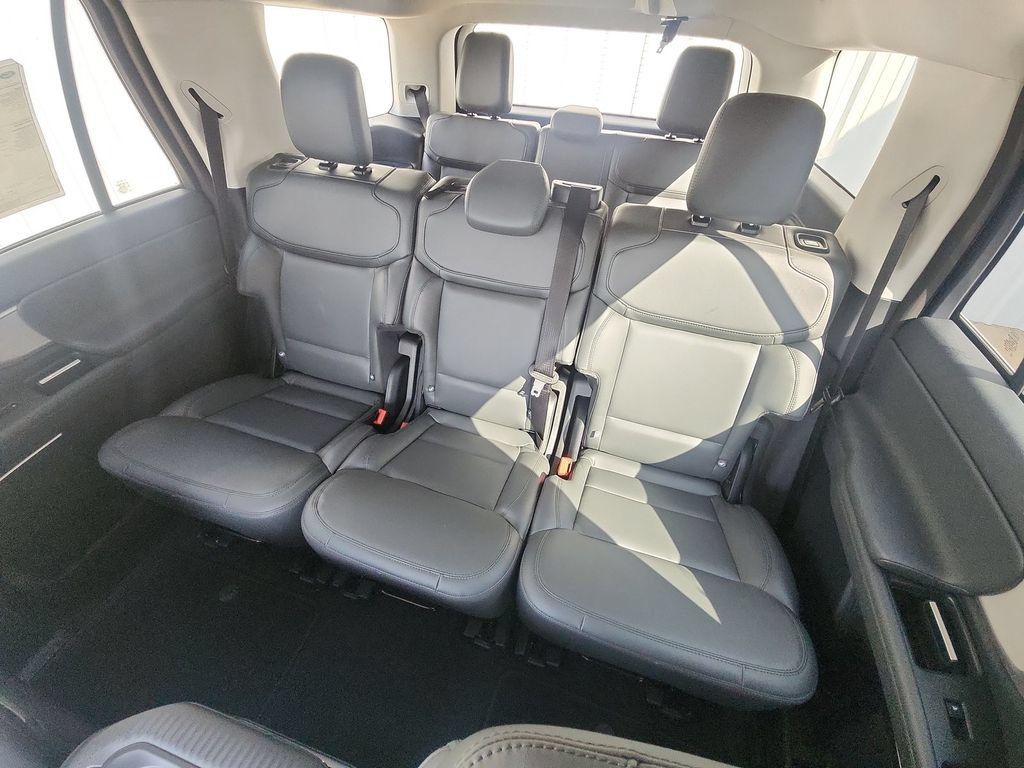 New 2027 Ford Expedition Active RWD image 26