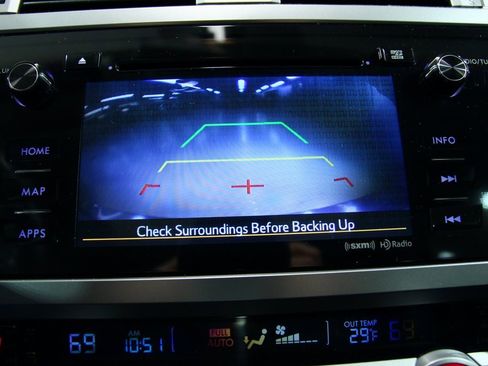 Used 2016 Subaru Legacy 2.5i Premium image 10