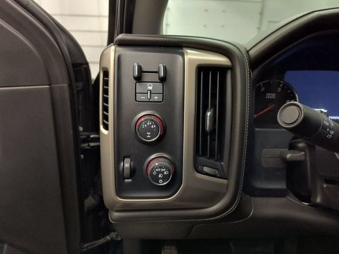 Used 2015 GMC Sierra 3500 Denali AWD/4WD image 27