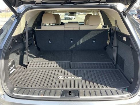 Used 2021 Lexus RX 350L Luxury image 21