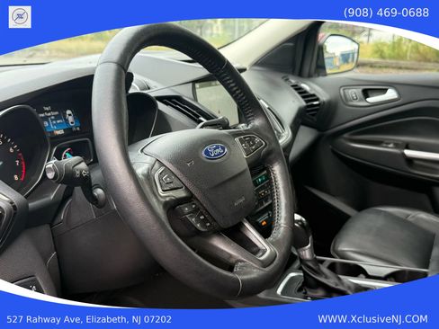 Used 2017 Ford Escape Titanium w/ Equipment Group 301A image 9