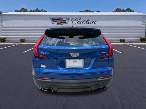 Used 2021 Cadillac XT4 Luxury w/ Cold Weather Package AWD/4WD image 5