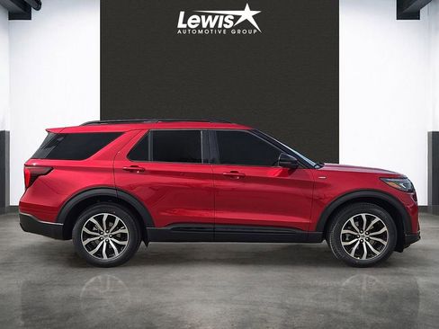 New 2026 Ford Explorer ST-Line image 5