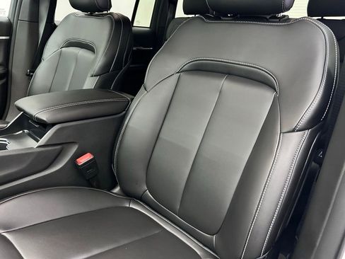 New 2025 Jeep Grand Cherokee Limited w/ Trailer Tow Package image 17