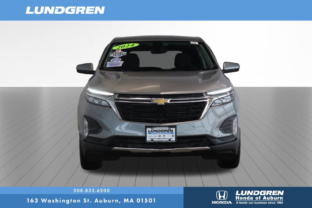 Used 2024 Chevrolet Equinox LT w/ LPO, Floor Liner Package AWD/4WD image 2