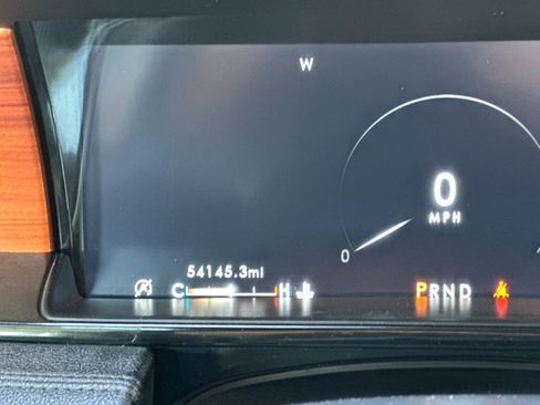 Certified 2019 Lincoln Navigator L Reserve image 28