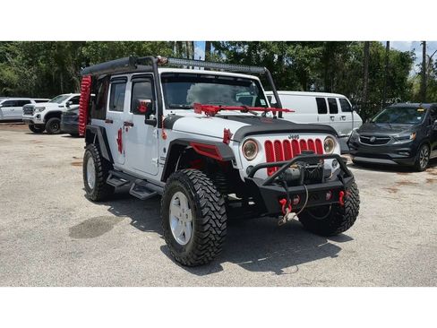 Used 2017 Jeep Wrangler Unlimited Sport w/ Quick Order Package 23S AWD/4WD image 3