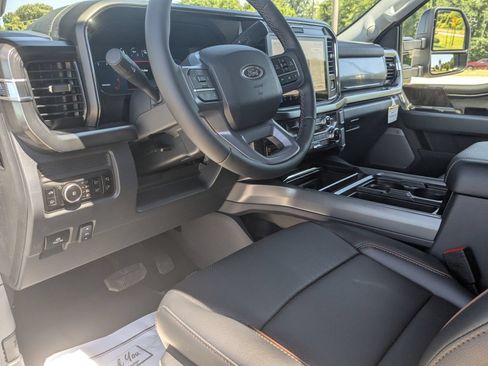 New 2026 Ford F250 Lariat w/ Tremor Off-Road Package AWD/4WD image 15