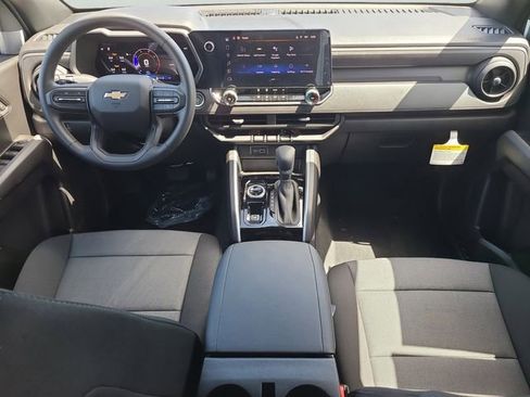 New 2026 Chevrolet Colorado W/T image 8