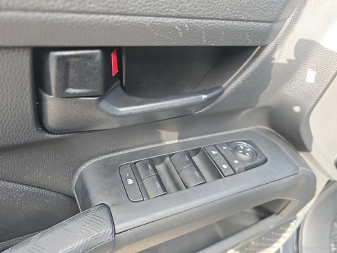 Used 2024 Toyota Tacoma SR5 w/ SR5 Upgrade Package RWD image 24