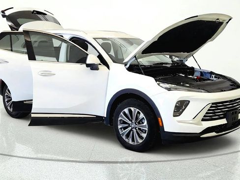 Used 2024 Buick Envision Preferred AWD/4WD image 8
