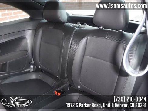 Used 2016 Volkswagen Beetle 1.8T Classic image 14