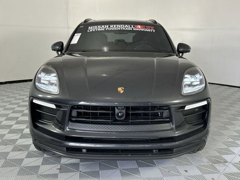Used 2024 Porsche Macan w/ Premium Plus Package AWD/4WD image 3