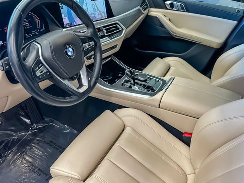 Used 2022 BMW X5 xDrive40i AWD/4WD image 9