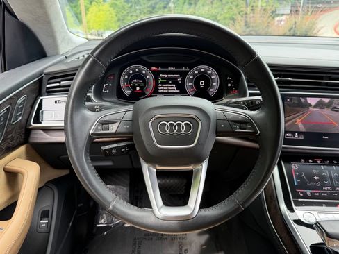 Used 2019 Audi Q8 Prestige w/ Luxury Package AWD/4WD image 44